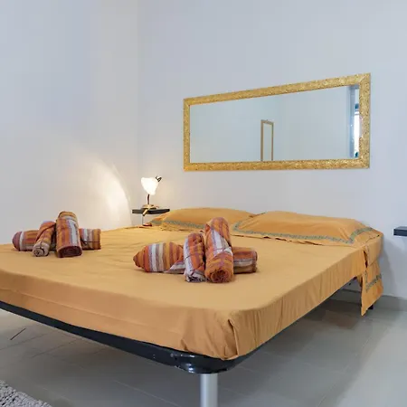 Shaka's Flat Apartment *